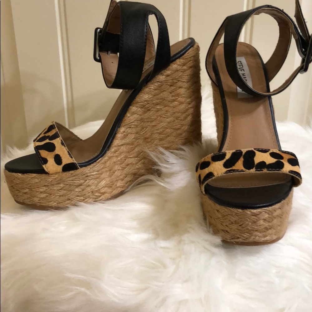 Steve Madden Hamptin leopard wedges